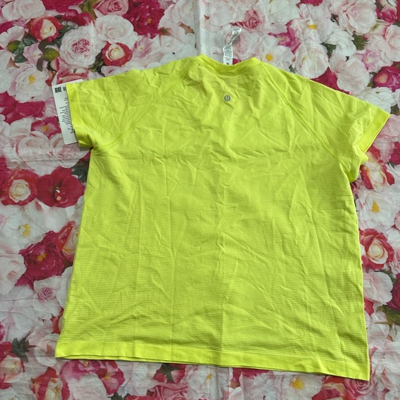 Lululemon Swiftly Tech Size 14 - Picture 4 of 4